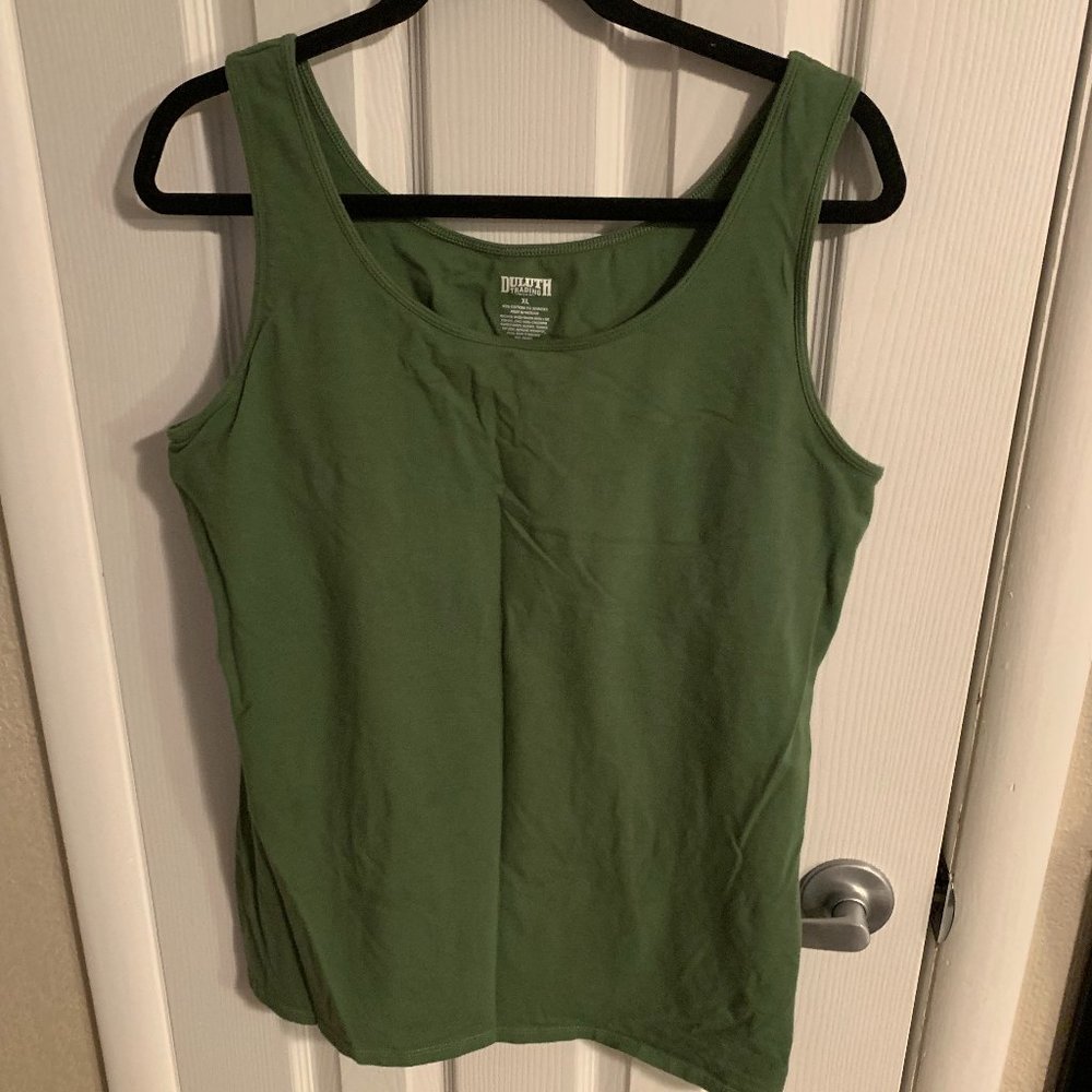 Duluth Trading Company Women's  No-Yank Shelf Bra Tank Top